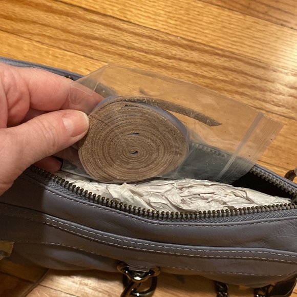 BN Rebecca Minkoff Mini Mac leather crossbody - Picture 4 of 9